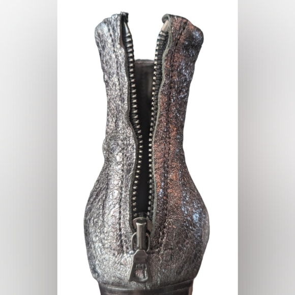 EUC Rag & Bone Classic Newbury Crinkled Gunmetal metallic pewter zip back, black - Picture 14 of 14